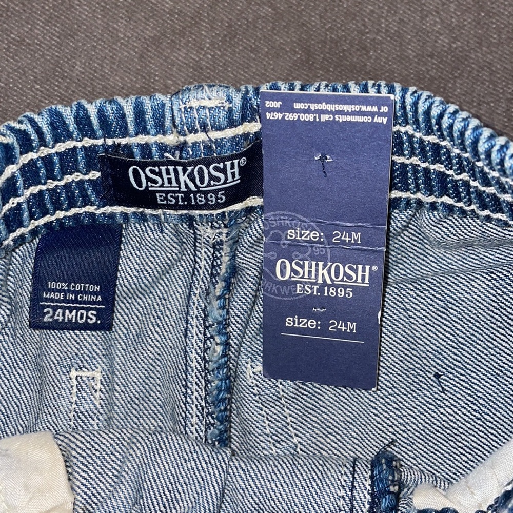 NWT.  Oshkosh Jean Shorts. Size 24 Months - Picture 6 of 6